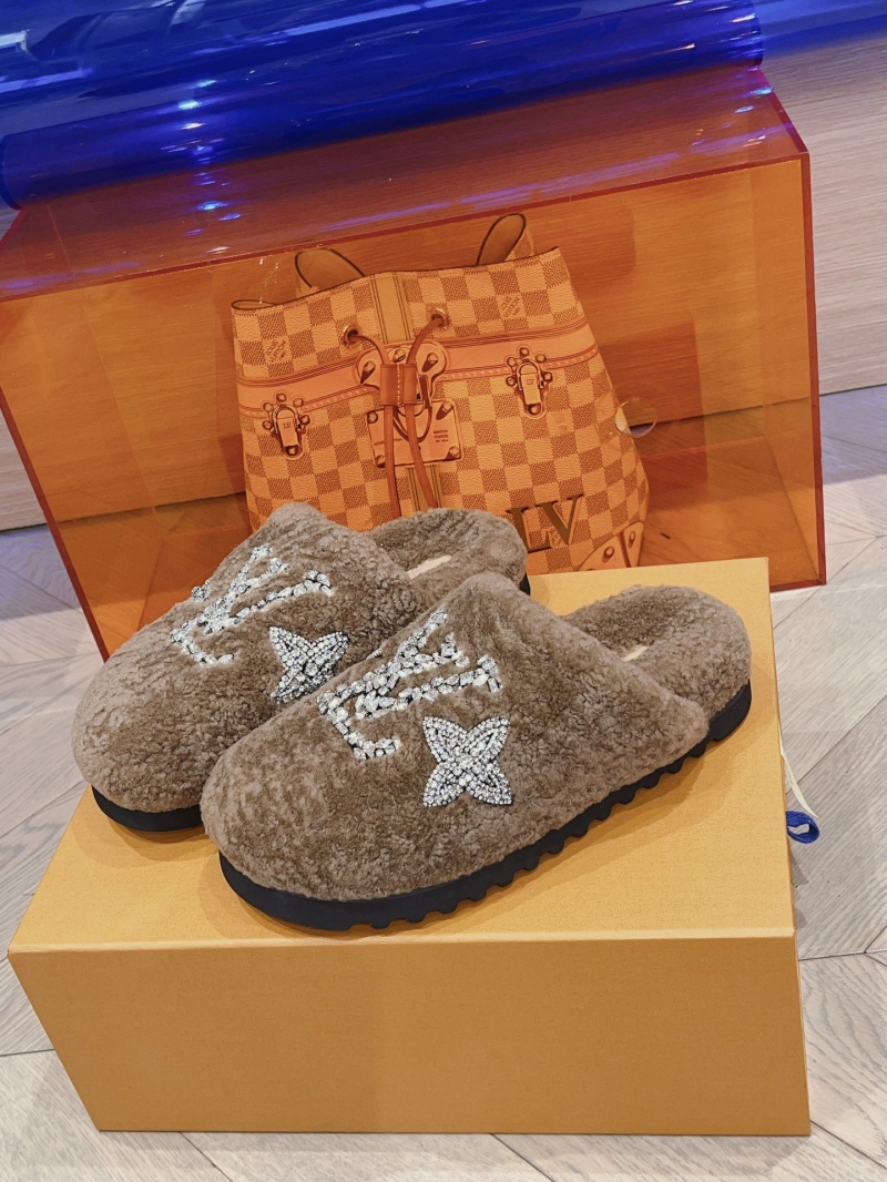 Louis Vuitton Slippers